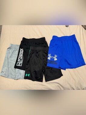 Bundle of 4 pair of Under Armour Boys Athletic Shorts size 6